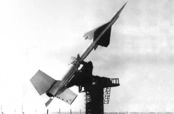 Мартовский триумф В-1000 Мартовский триумф В-1000