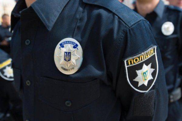 «Уберите геев из полиции!» В Ивано-Франковске требуют изгнать из органов секс-меньшинства  «Уберите геев из полиции!» В Ивано-Франковске требуют изгнать из органов секс-меньшинства