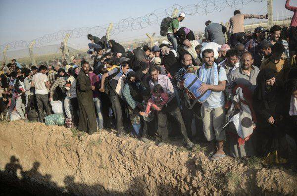 Расстрел сирийских беженцев турками Расстрел сирийских беженцев турками