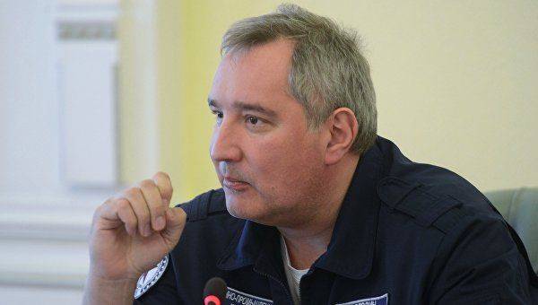 Рогозин о морском заводе в Крыму: "впечатление, что Украина бомбила" Рогозин о морском заводе в Крыму: "впечатление, что Украина бомбила"