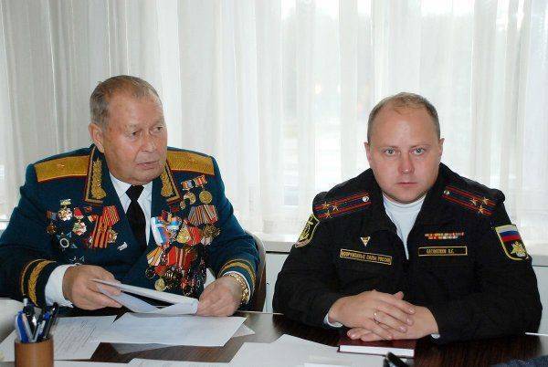 Пока Климкин самоотверженно борется за возвращение Крыма Украине, его тесть уже получил за это медаль — в России Пока Климкин самоотверженно борется за возвращение Крыма Украине, его тесть уже получил за это медаль — в России