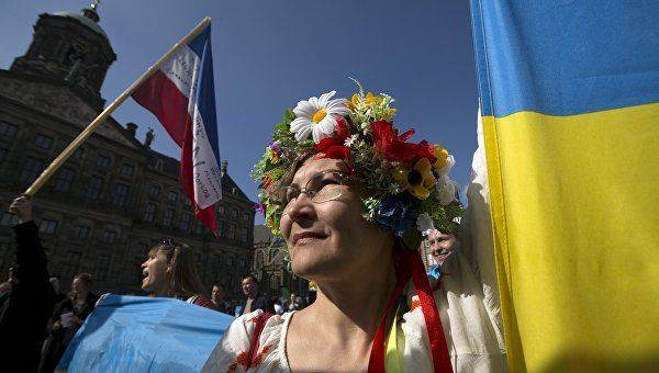 Ты их в дверь,они в окно: Глава МИД Украины уверен в неизбежности безвизового режима с ЕС Ты их в дверь,они в окно: Глава МИД Украины уверен в неизбежности безвизового режима с ЕС