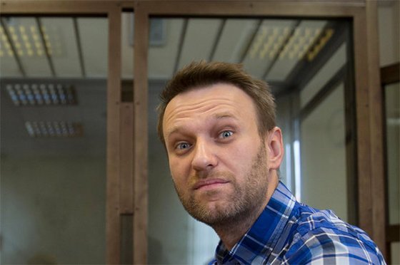 Навальный раскошелится на 400 тысяч рублей Навальный раскошелится на 400 тысяч рублей