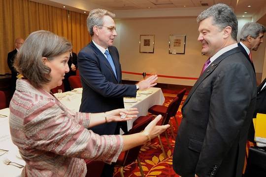 Руководство США пересматривает отношение к Украине Руководство США пересматривает отношение к Украине