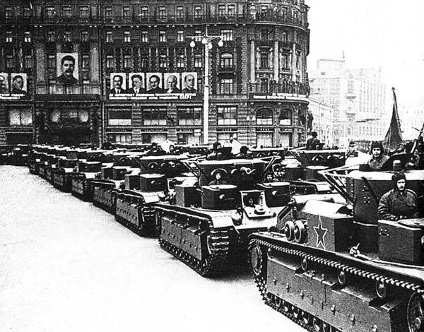 Один танк Т-28 против гитлеровских войск Один танк Т-28 против гитлеровских войск