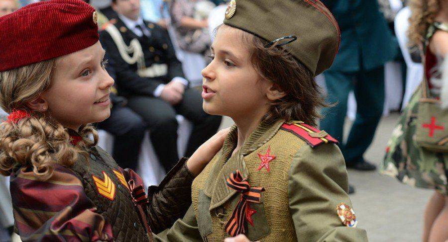 Акция справедливости с Георгиевской ленточкой на груди Акция справедливости с Георгиевской ленточкой на груди