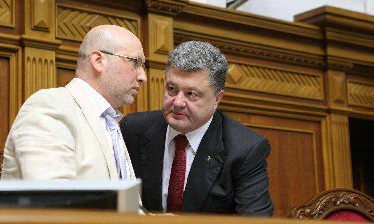 Порошенко продолжает зачистку — Турчинов на очереди Порошенко продолжает зачистку — Турчинов на очереди