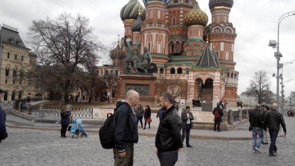Cапер Гельмут вернется в строй. Деньги на «кибер-кисть» собраны Cапер Гельмут вернется в строй. Деньги на «кибер-кисть» собраны