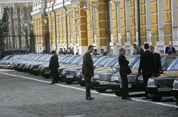 Чиновников пересадят на иномарки лояльных стран Чиновников пересадят на иномарки лояльных стран