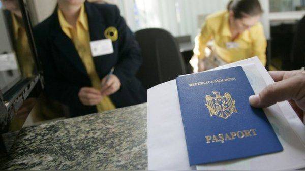 Украинская правда: Тяга к Европе делает из украинцев молдаван Украинская правда: Тяга к Европе делает из украинцев молдаван