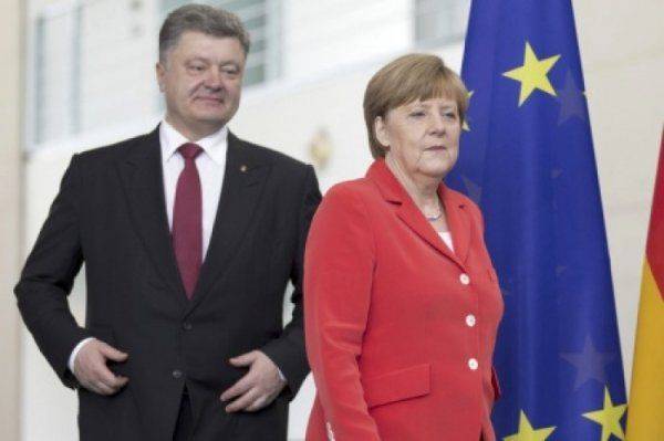 Меркель все больше похожа на Порошенко, а немцы требуют сближения с Россией Меркель все больше похожа на Порошенко, а немцы требуют сближения с Россией