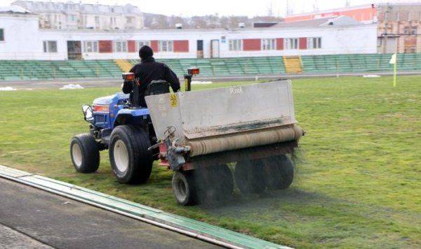 Реконструкция керченского стадиона: бюджетные средства ушли в дренаж футбольного поля? Реконструкция керченского стадиона: бюджетные средства ушли в дренаж футбольного поля?