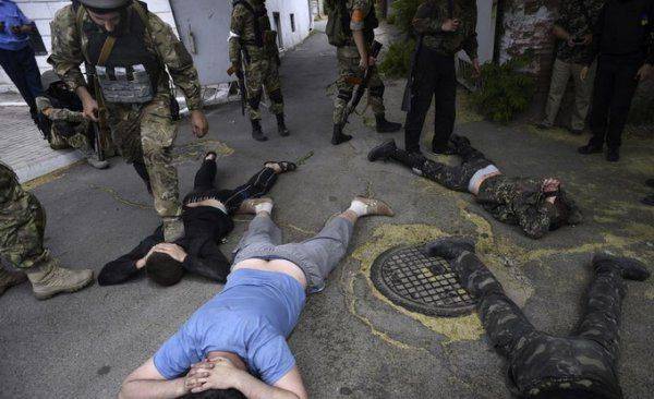 Пытки, убийства, террор: Режим Порошенко отказывается менять пленных Пытки, убийства, террор: Режим Порошенко отказывается менять пленных