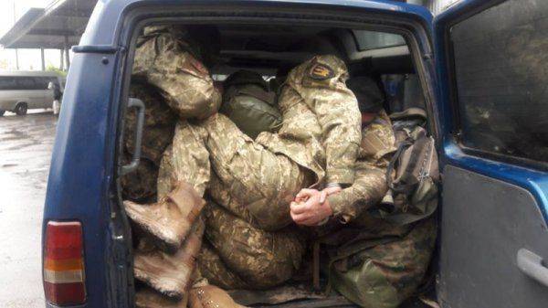 Бомжоруженные силы Украины. В бой идут одни алкаши! Бомжоруженные силы Украины. В бой идут одни алкаши!