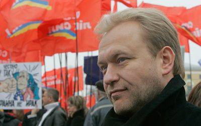 Порошенко со своим враньём у Франции уже сидит в печенках, — Василий Волга Порошенко со своим враньём у Франции уже сидит в печенках, — Василий Волга