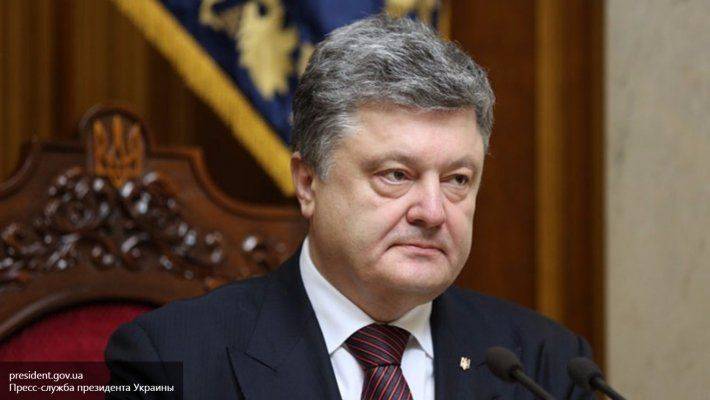 Порошенко навсегда запретил Украине возвращать России госдолг Порошенко навсегда запретил Украине возвращать России госдолг