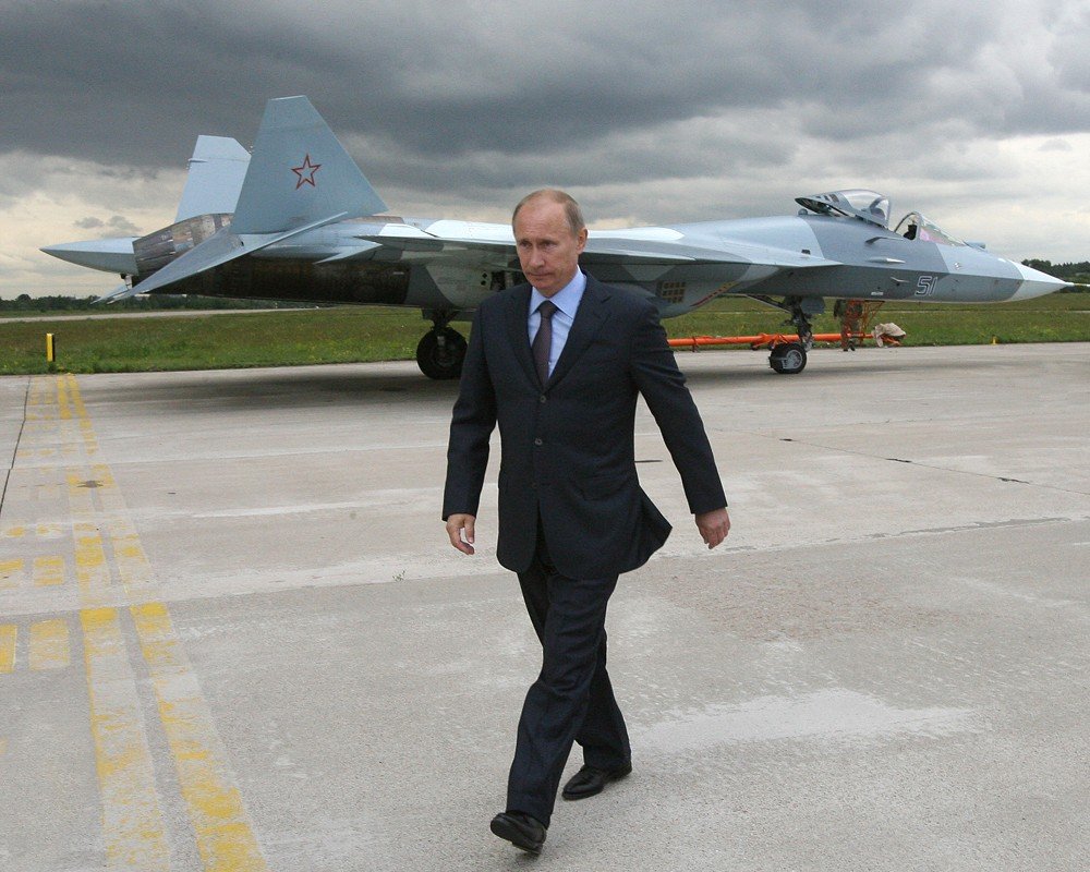 Владимир Путин: « Государство продолжит стимулировать работу ОПК» Владимир Путин: « Государство продолжит стимулировать работу ОПК»