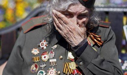 С гвардейской лентой – за деда, за Победу и против упашни! С гвардейской лентой – за деда, за Победу и против упашни!