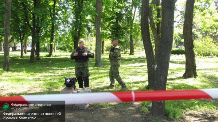 Неизвестные в Одессе из автоматов расстреляли автомобиль правозащитника Неизвестные в Одессе из автоматов расстреляли автомобиль правозащитника