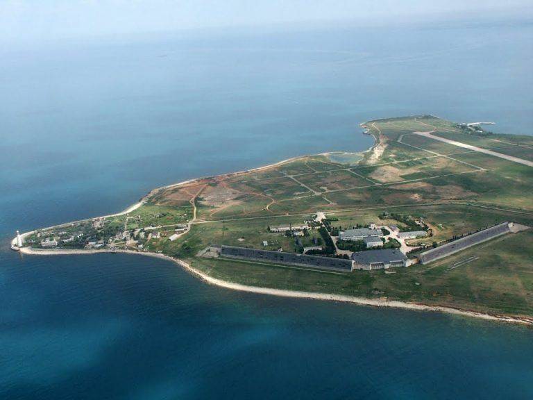 В Крыму будет восстановлена станция предупреждения о ракетном нападении В Крыму будет восстановлена станция предупреждения о ракетном нападении