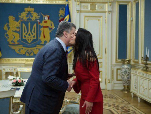 Порошенко признал, что Украина грубо нарушила правила Евровидения  Порошенко признал, что Украина грубо нарушила правила Евровидения