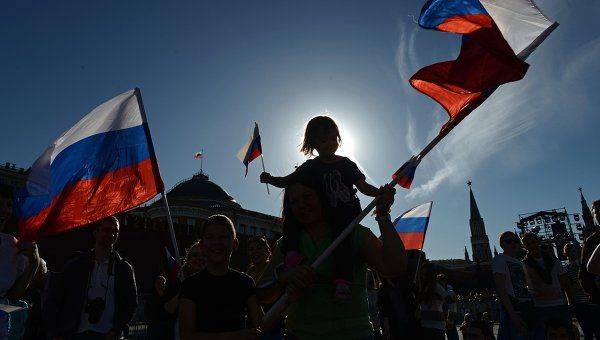 Независимость России: две стороны одной медали