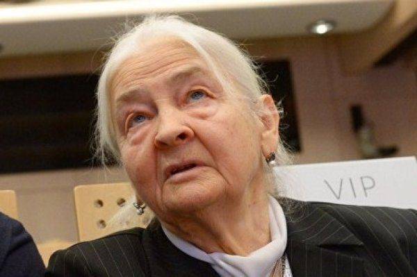 Луценко не хочет встречаться с матерью Олеся Бузины: дело убитого хунтой журналиста хотят «похоронить»   Луценко не хочет встречаться с матерью Олеся Бузины: дело убитого хунтой журналиста хотят «похоронить»