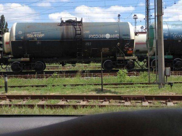 У харьковских майданутых истерика: в Харькове обнаружили "Русский мир" У харьковских майданутых истерика: в Харькове обнаружили "Русский мир"