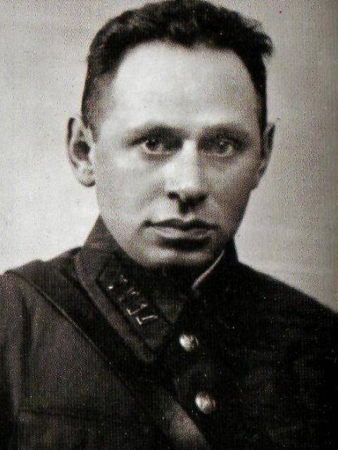 Комиссары не сдаются Комиссары не сдаются
