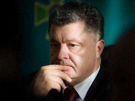 Порошенко заявил о политических спекуляциях в связи с решением о Волынской резне Порошенко заявил о политических спекуляциях в связи с решением о Волынской резне
