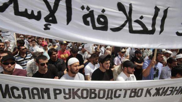 Правительство Крыма готово принять исламских радикалов, покинувших полуостров два года назад Правительство Крыма готово принять исламских радикалов, покинувших полуостров два года назад