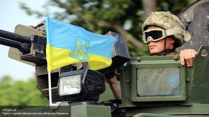Военный психоз: как Порошенко готовит Украину к большой бойне в Донбассе Военный психоз: как Порошенко готовит Украину к большой бойне в Донбассе