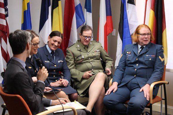 Тереза Мэй грозит России ядерной войной Тереза Мэй грозит России ядерной войной