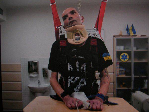 «Я назвал свой нерв Путиным – он меня мучает постоянно» – в Киеве открылась выставка фото искалеченных солдат АТО  «Я назвал свой нерв Путиным – он меня мучает постоянно» – в Киеве открылась выставка фото искалеченных солдат АТО