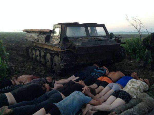 Восстание на Западной Украине: В ход пошла бронетехника, сбиты беспилотники Порошенко Восстание на Западной Украине: В ход пошла бронетехника, сбиты беспилотники Порошенко