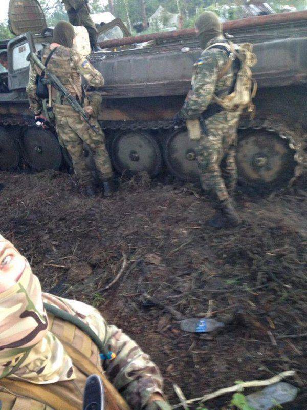 Восстание на Западной Украине: В ход пошла бронетехника, сбиты беспилотники Порошенко Восстание на Западной Украине: В ход пошла бронетехника, сбиты беспилотники Порошенко