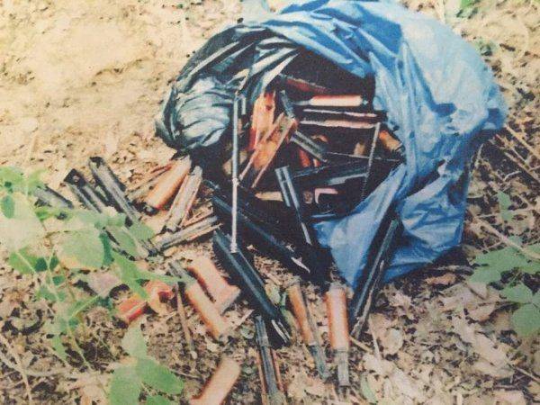 Луценко «выудил» в пруду оружие с «майдана» Луценко «выудил» в пруду оружие с «майдана»