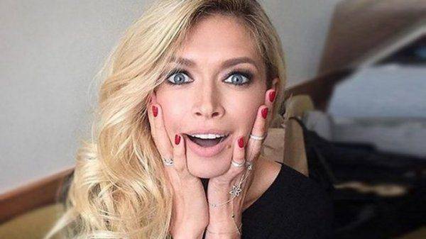 “Правый сектор” требует изменить фамилию Веры Брежневой “Правый сектор” требует изменить фамилию Веры Брежневой