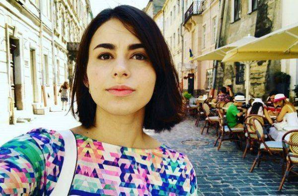 Журналистку украинского Forbes трижды ударили ножом в киевском парке Журналистку украинского Forbes трижды ударили ножом в киевском парке