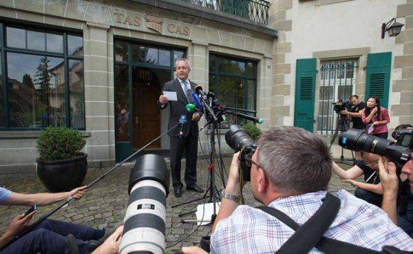 Российский спорт «топят за Крым» Российский спорт «топят за Крым»