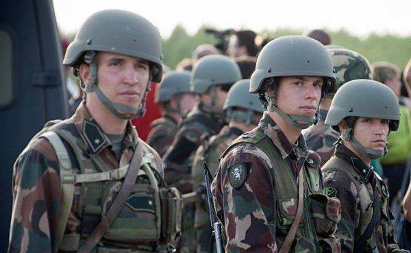 Европу зовут к оружию Европу зовут к оружию