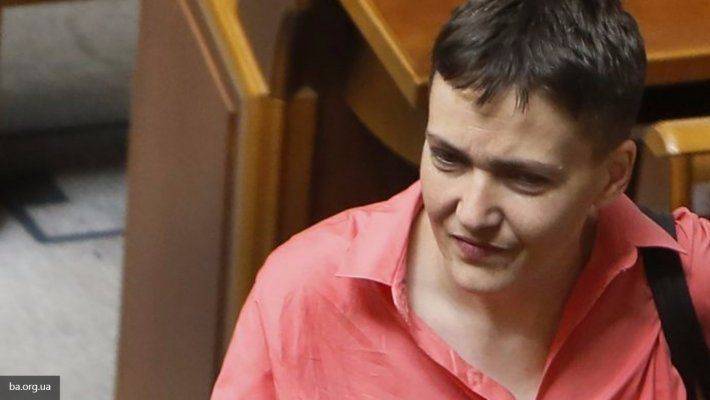 Савченко назвала россиян стоящими на коленях рабами Савченко назвала россиян стоящими на коленях рабами