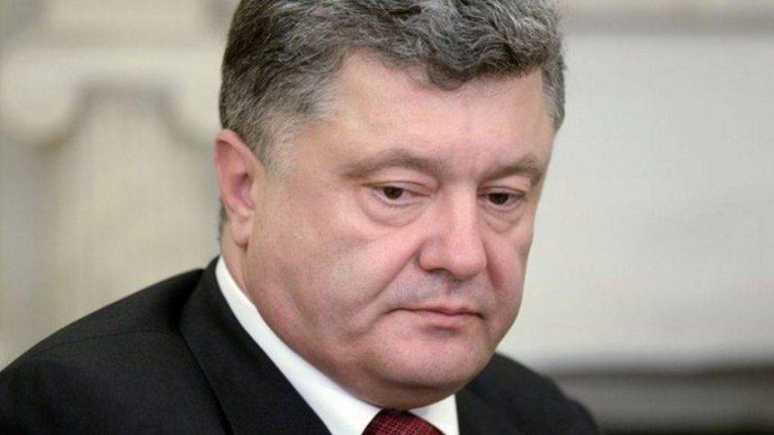 Порошенко расстроен, что не может дозвониться до Путина Порошенко расстроен, что не может дозвониться до Путина