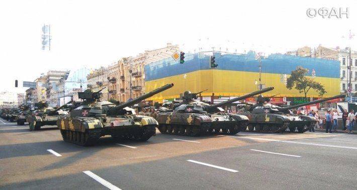 Украинские силовики пообещали прекратить обстрелы Донбасса 1 сентября Украинские силовики пообещали прекратить обстрелы Донбасса 1 сентября