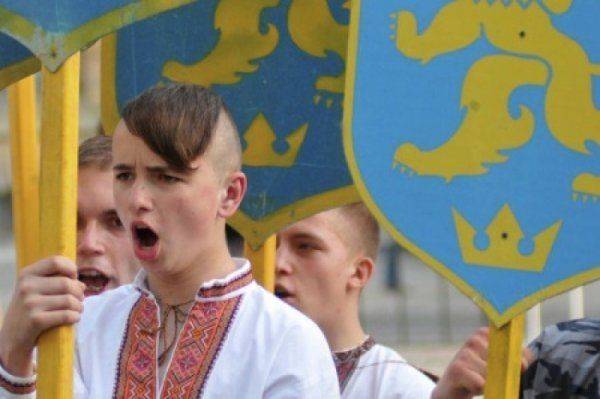Хроника пикирующего Тризубца: История Галичины без прикрас  Хроника пикирующего Тризубца: История Галичины без прикрас