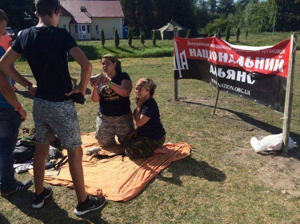 Фестиваль «Бандерштат»: бандеренятки, свастика и суп из москаля Фестиваль «Бандерштат»: бандеренятки, свастика и суп из москаля