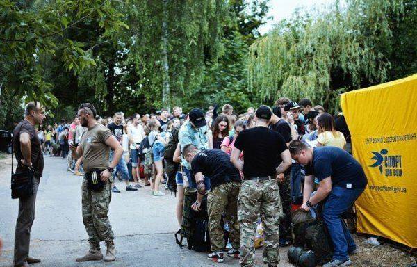 Фестиваль «Бандерштат»: бандеренятки, свастика и суп из москаля Фестиваль «Бандерштат»: бандеренятки, свастика и суп из москаля