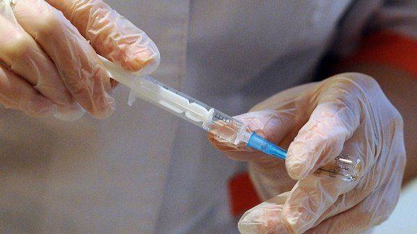 Украинцы собирают деньги на войну, в то время как их дети умирают от отсутствия вакцин Украинцы собирают деньги на войну, в то время как их дети умирают от отсутствия вакцин