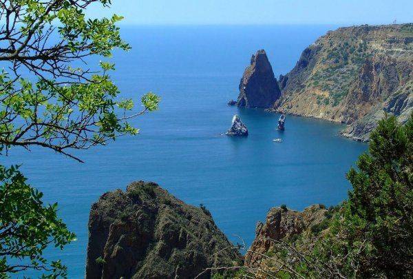 Крым: в чем секрет успеха? Крым: в чем секрет успеха?