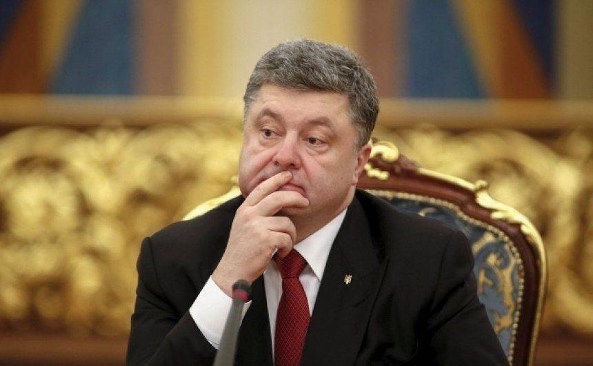 Мечты Порошенко: «США приняли поправку Джексона-Вэника против России» Мечты Порошенко: «США приняли поправку Джексона-Вэника против России»